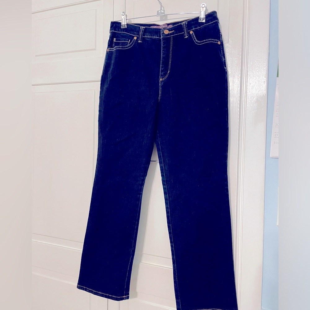 Gloria Vanderbilt designer jeans, 10 Petite, boot cut